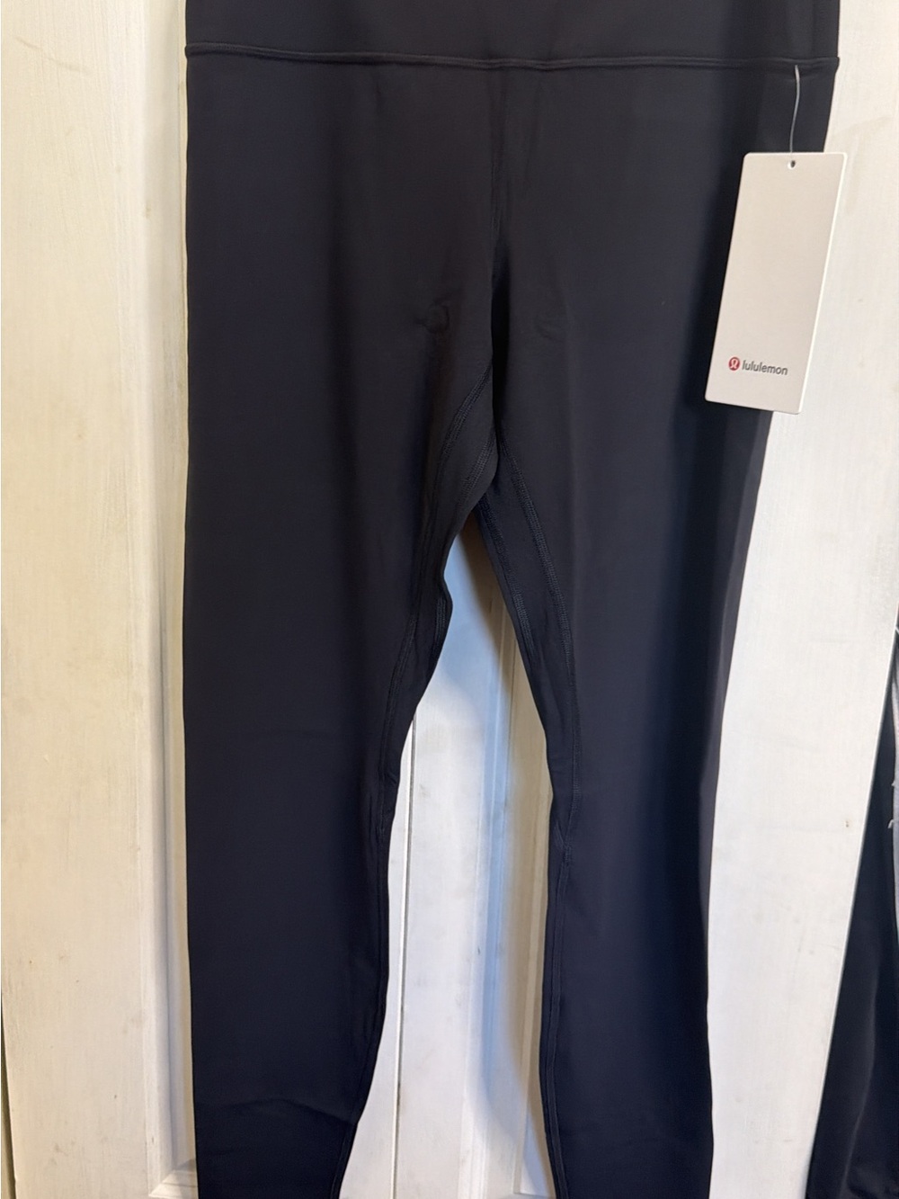 lululemon athletica Black Leggings - Picture 1 of 4